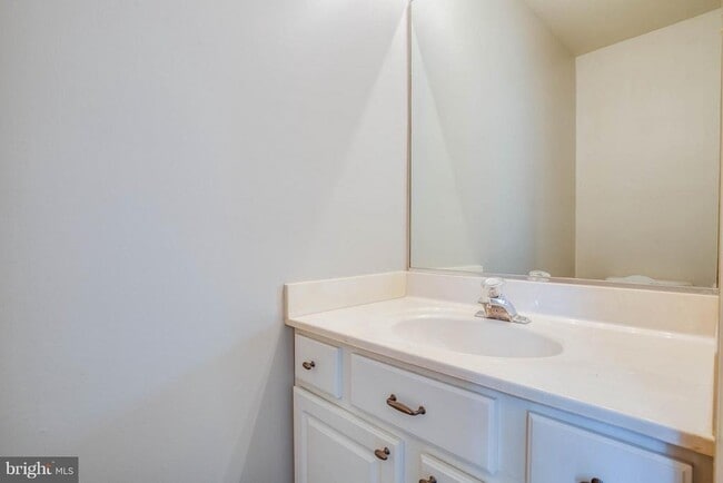 Building Photo - 4411 Wexham Ct