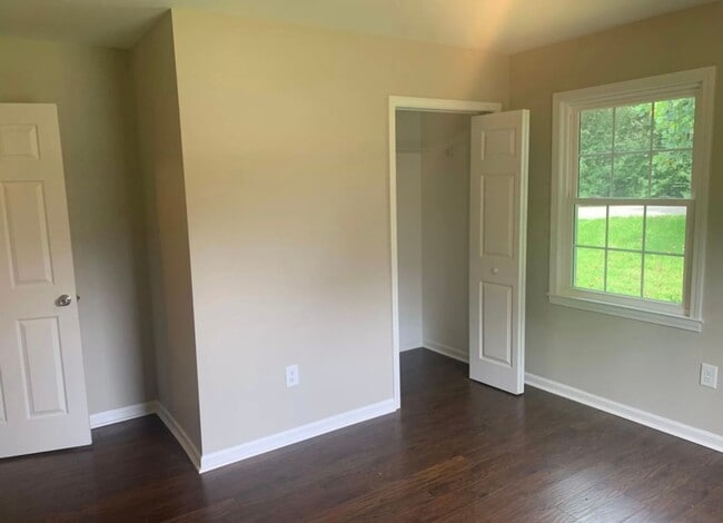 Building Photo - For Lease - 2BD/2BA Near Downtown Pendleto...