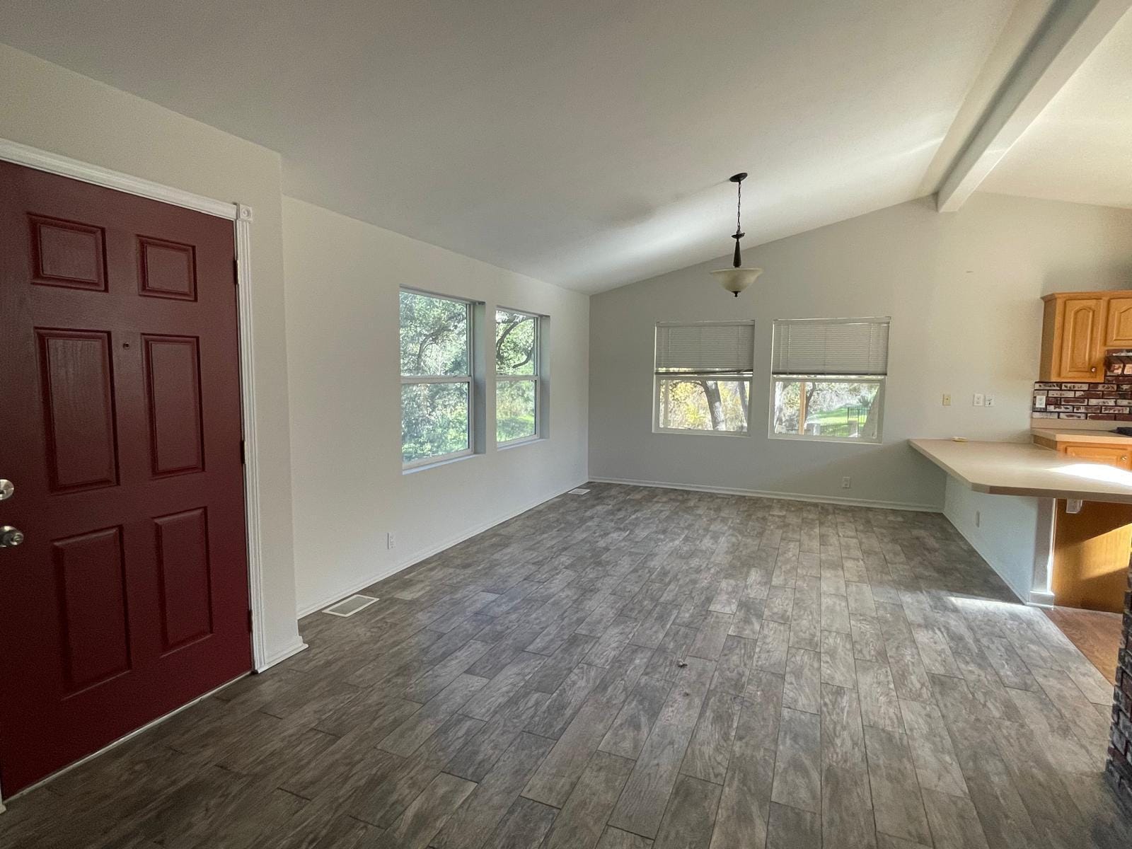 Building Photo - 148 Sherwood Dr