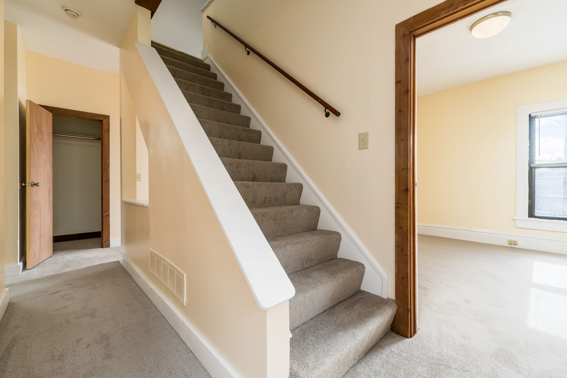 Building Photo - 277 S Champion Ave