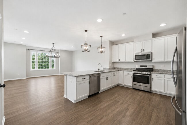 Building Photo - 2546 Huntleigh Ln