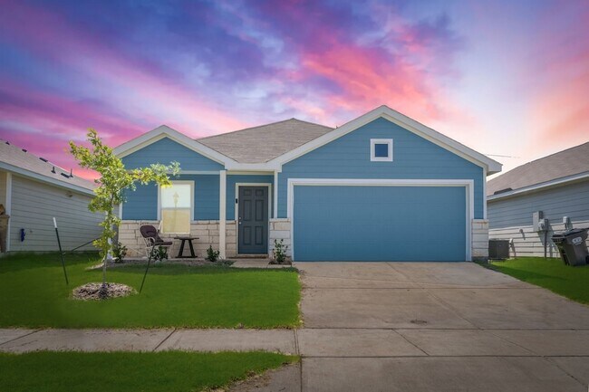 Building Photo - 5401 Rockrose Ln