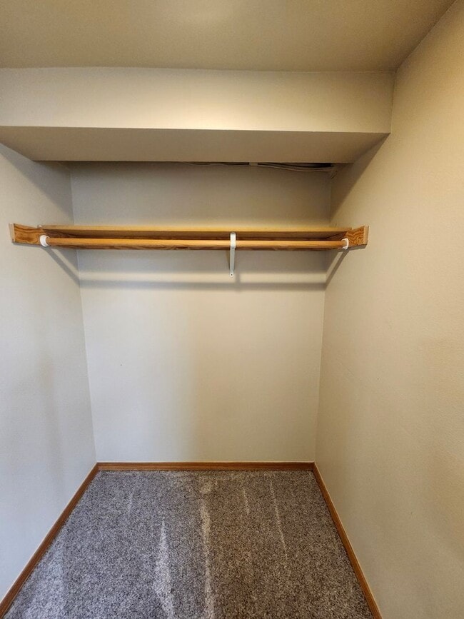 Building Photo - 1209to