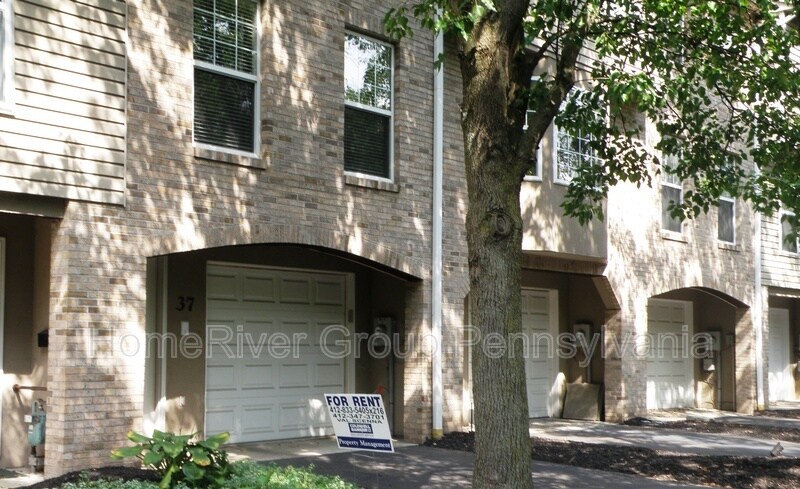 Building Photo - 37 Run St