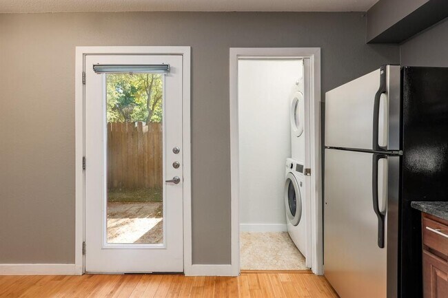 Building Photo - 3601 Menchaca Rd