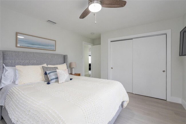 Building Photo - 510 SE 3rd Ave