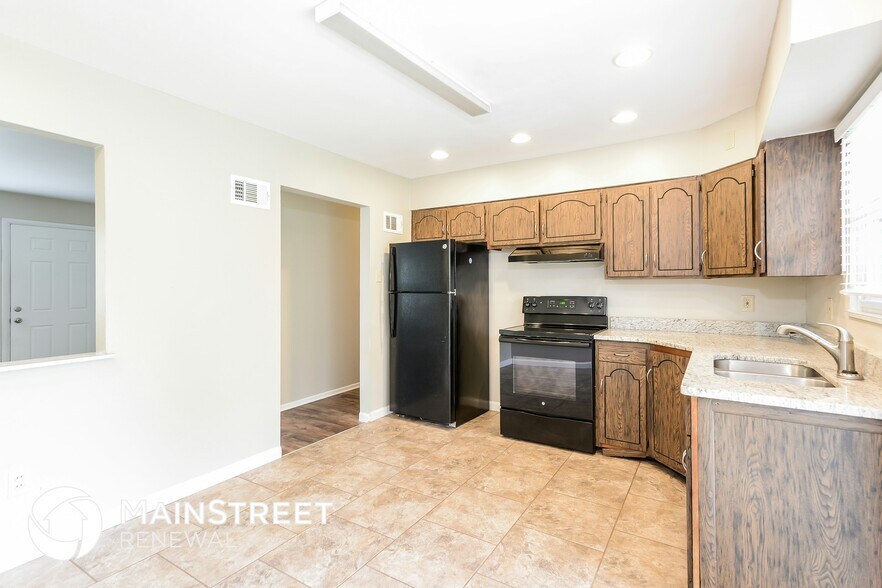 Building Photo - 2154 Christy Dr