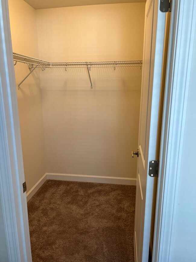 Building Photo - Clifton Community Town Home- Christiansburg