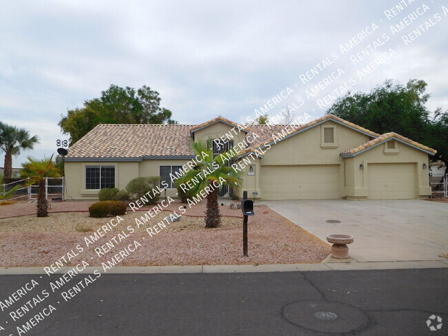 Building Photo - 5747 N 105th Ln