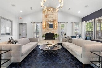 Building Photo - 26325 Northgate Crossing Blvd