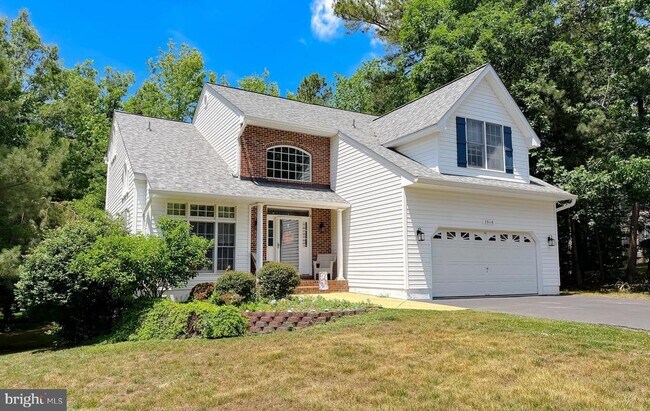 Building Photo - 23118 Silverberry Way