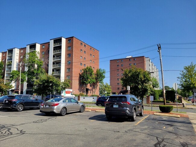 Building Photo - 30 Revere Beach Pkwy