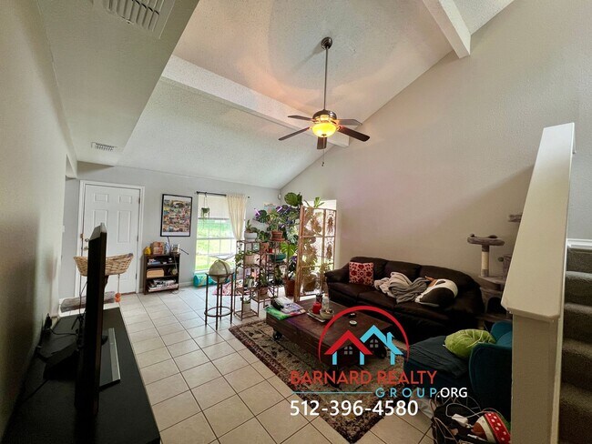 Building Photo - Available July 18: 3 bedroom, 2.5 Bath Duplex with Garage and Fenced Yard