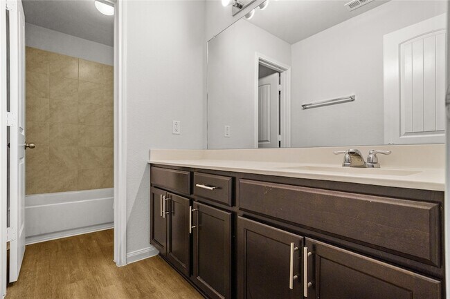 Building Photo - 3302 Atascocita Vale Dr