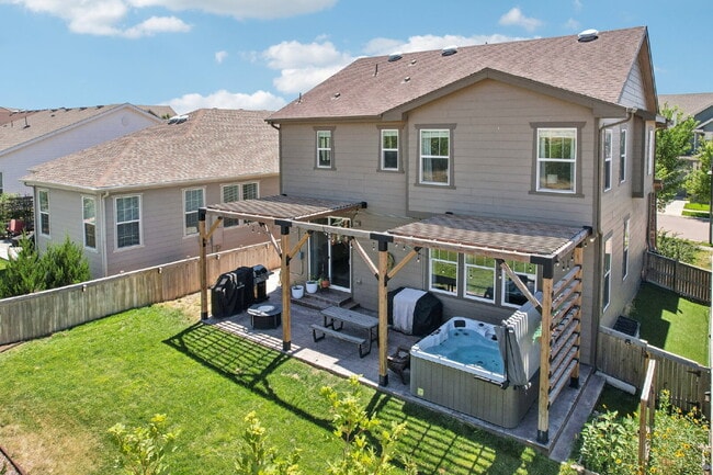 Building Photo - "Spacious 4-Bedroom Retreat with 2.5 Baths in Reunion!"