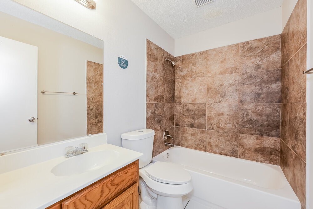 Building Photo - 1104 Havenbrook Dr