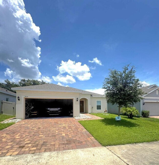 Building Photo - 9414 Oglethorpe Dr