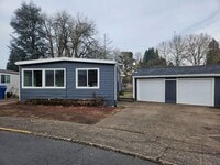 Building Photo - 3Bd/2Ba Manufactured Home - For viewing!