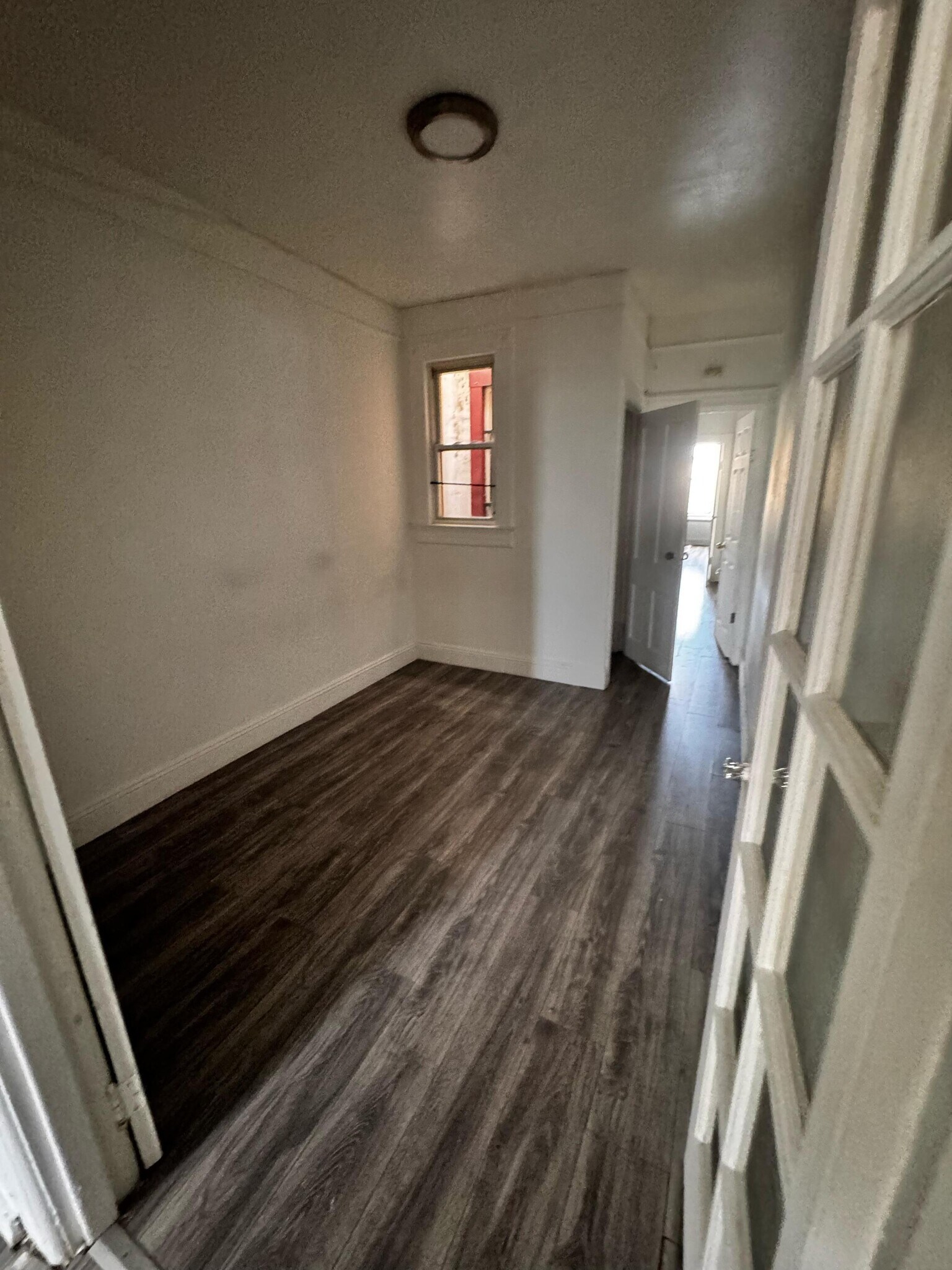 Building Photo - 72 Rose Ave