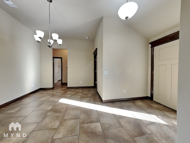 Building Photo - 18208 Manera Wy