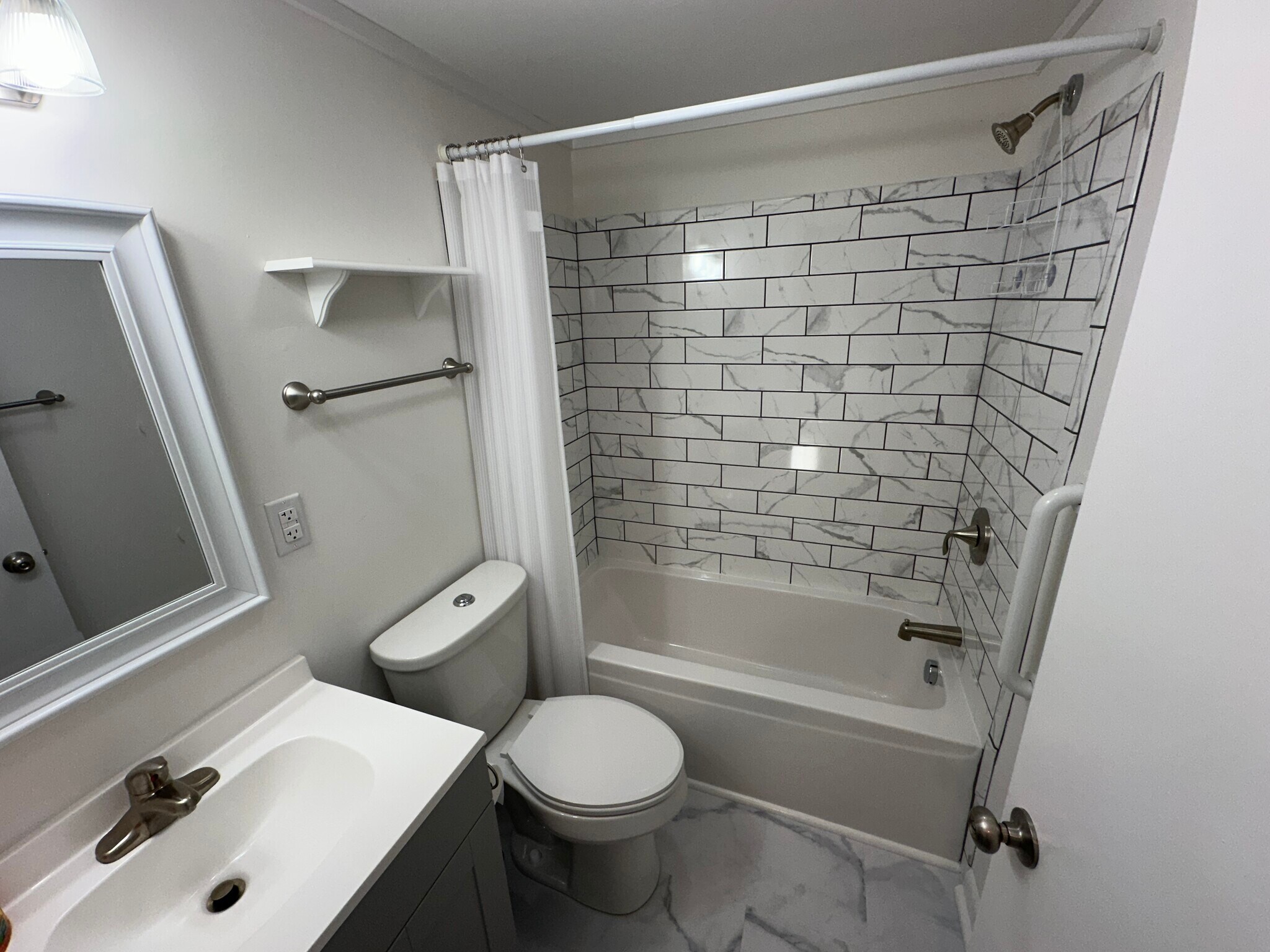 Bathroom - 150 Calvert St