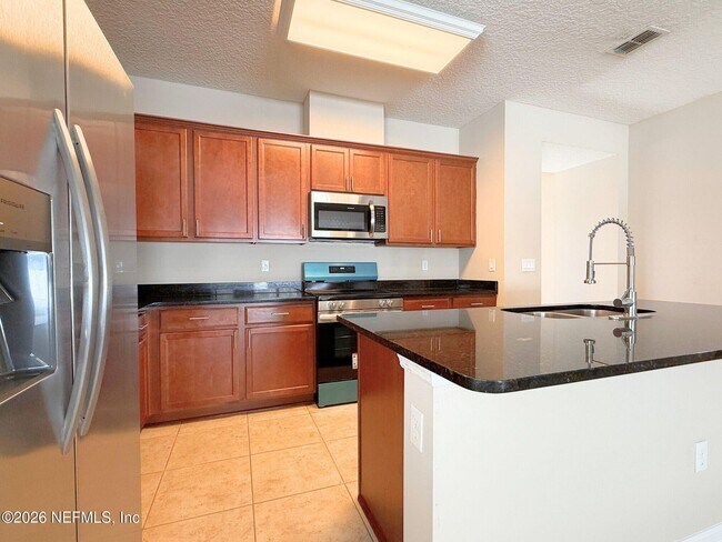 Building Photo - 1487 Falabella Dr