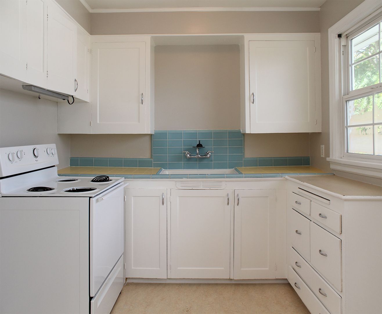 Building Photo - 5131-5147 SE 17th Avenue