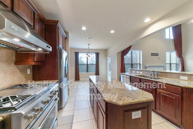 Building Photo - 7110 Hovingham
