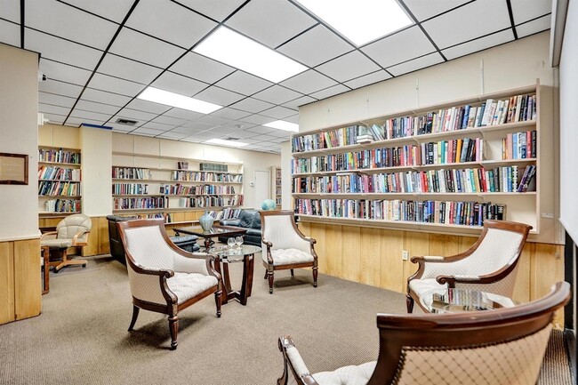 Building Photo - 1360 S Ocean Blvd