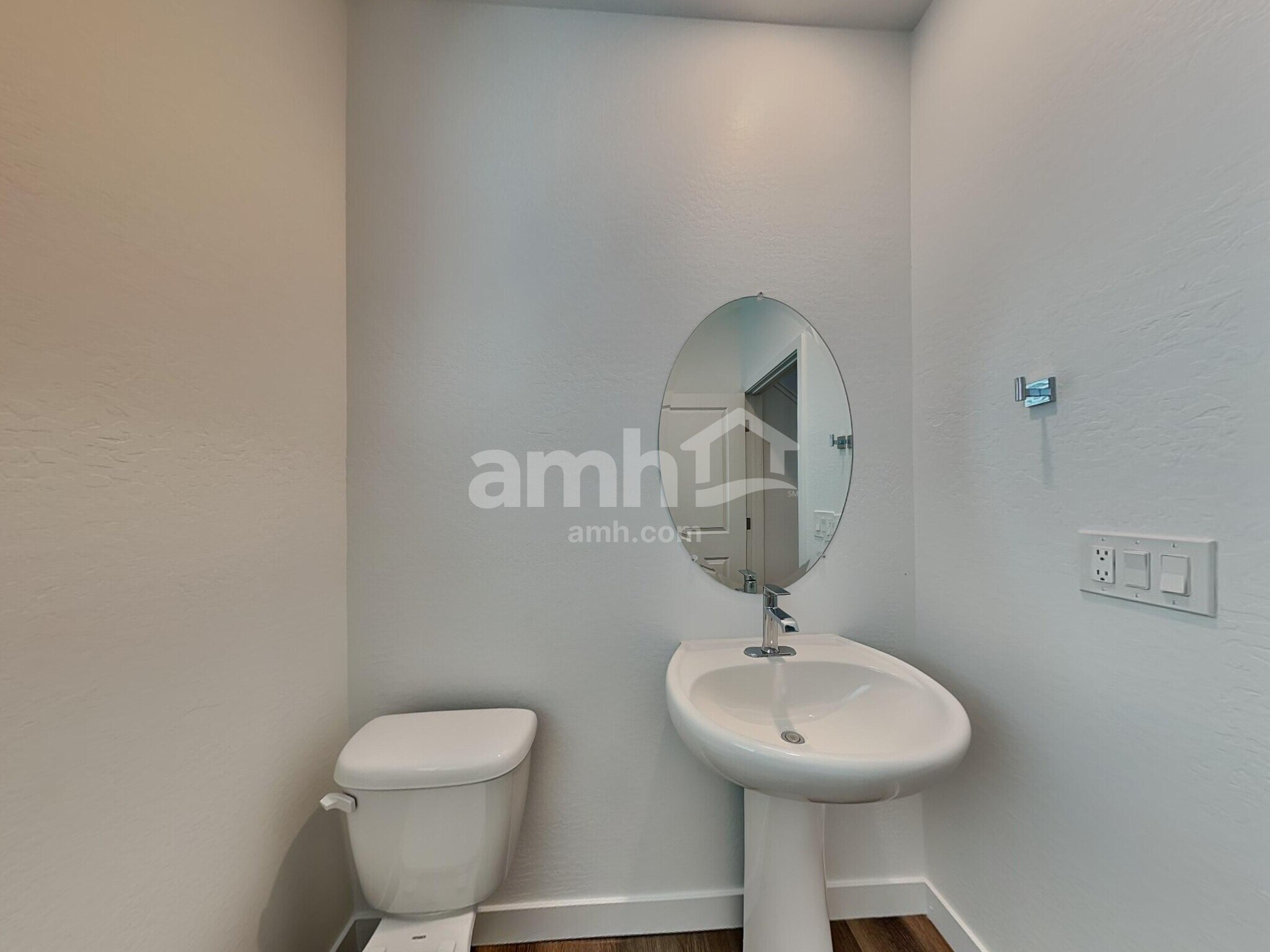 Building Photo - 4415 S 97th Dr