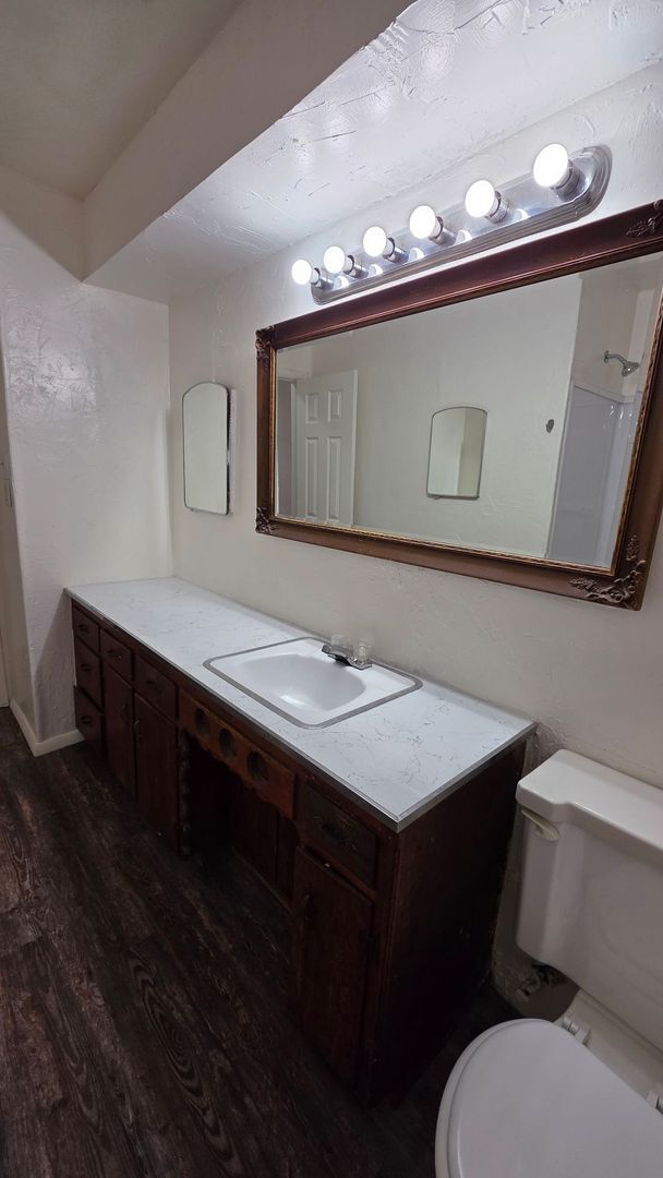 Building Photo - 4309 Woodedge Dr