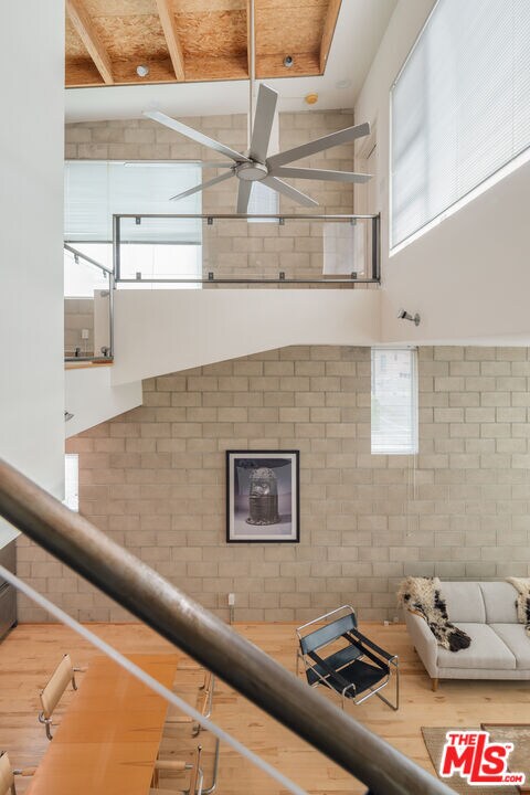 Building Photo - 717 Highland Ave