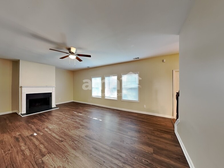 Building Photo - 2991 Leatherleaf Trl