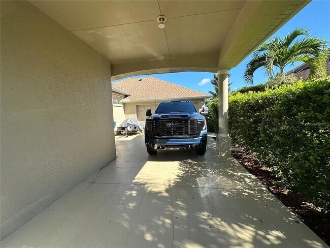 Building Photo - 4727 Spinnaker Dr