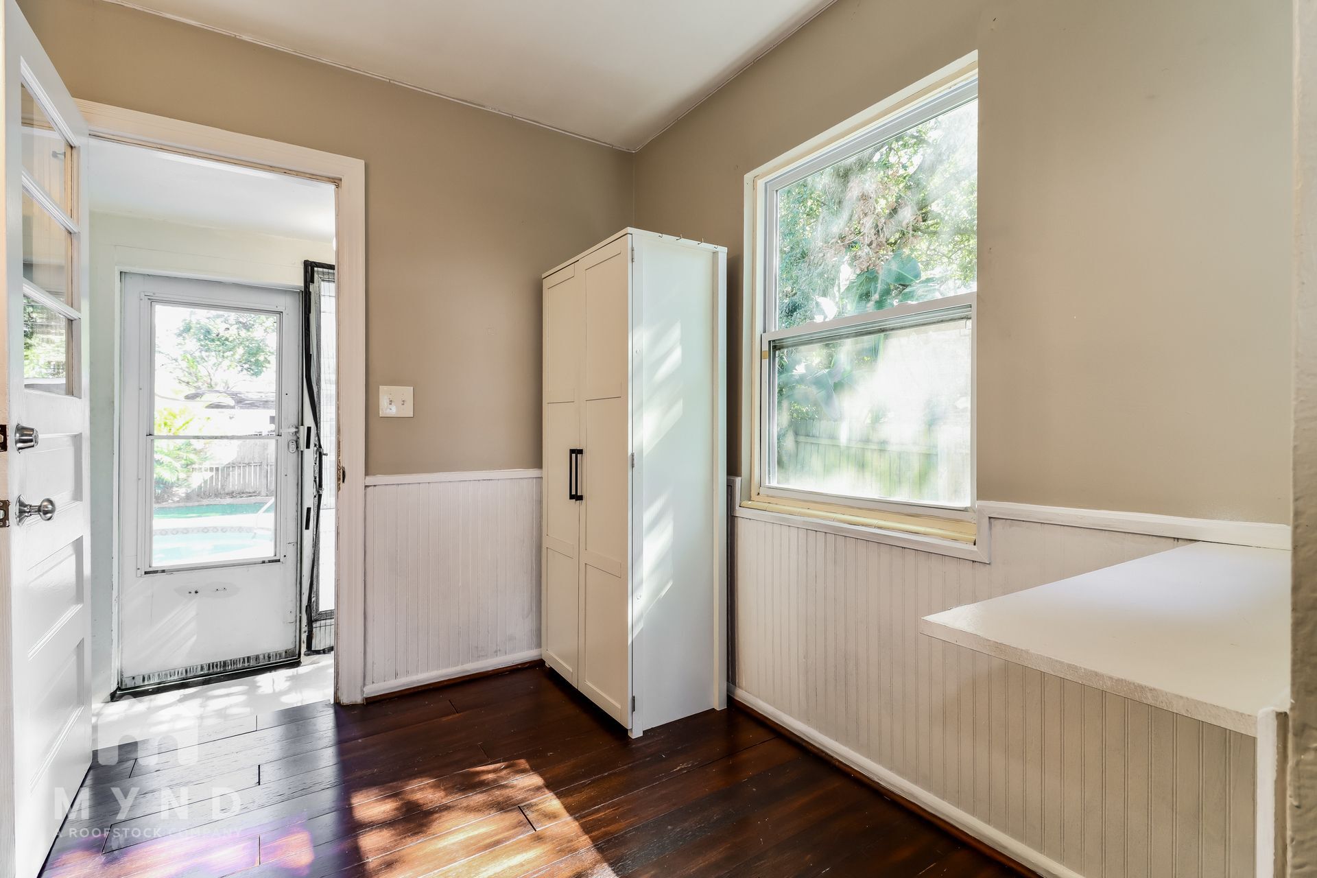 Building Photo - 3301 Yale St N