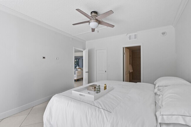 Building Photo - 2780 S Ocean Blvd