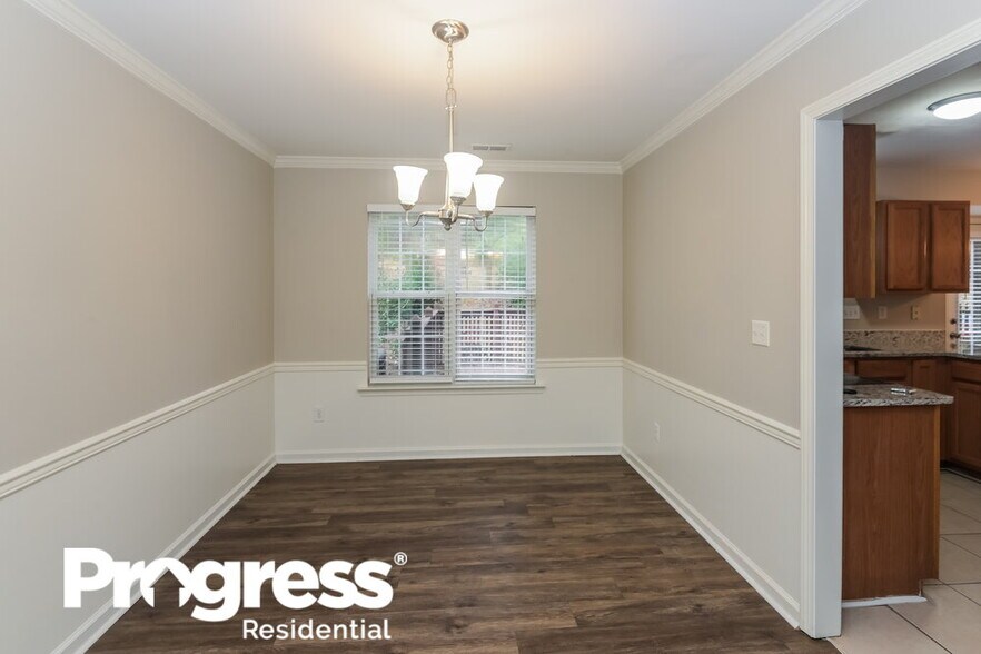 Building Photo - 6018 Spanish Moss Ln