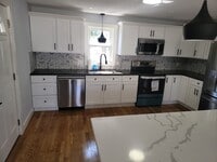 Building Photo - 25 Tobyhanna St