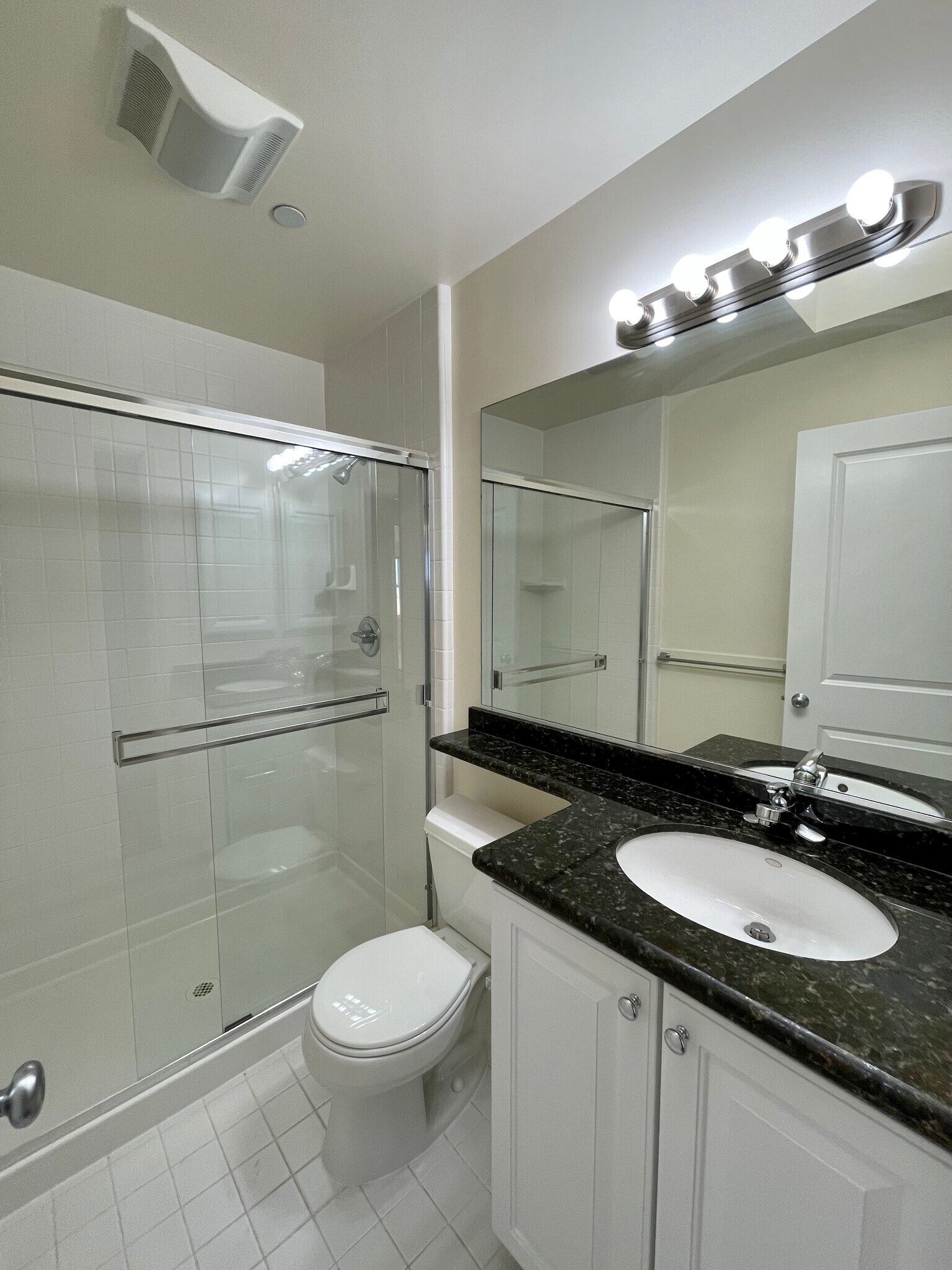 Building Photo - 1798 39th Ave