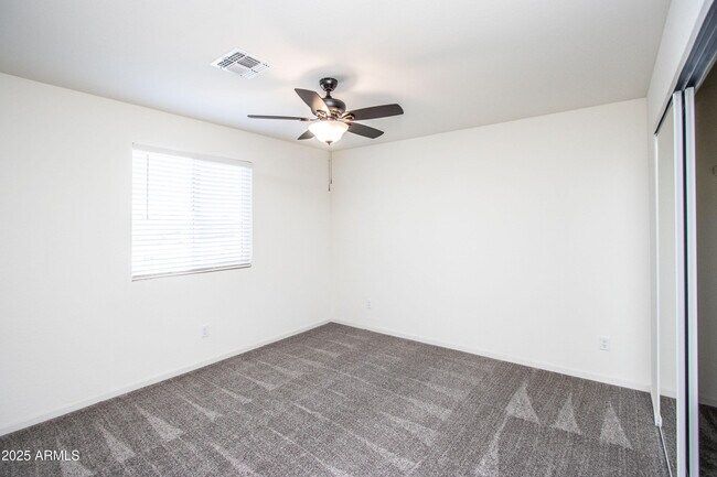 Building Photo - 2525 W State Ave