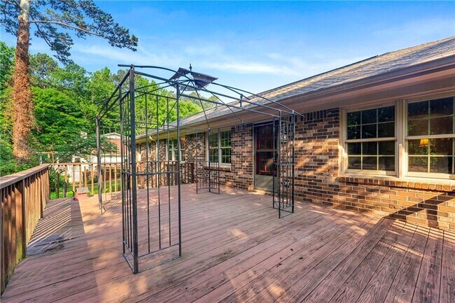 Building Photo - 4716 Dana Terrace SW