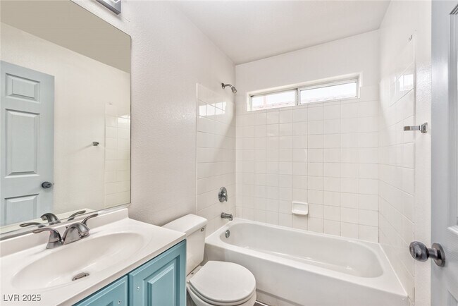 Building Photo - 3544 Tertulia Ave