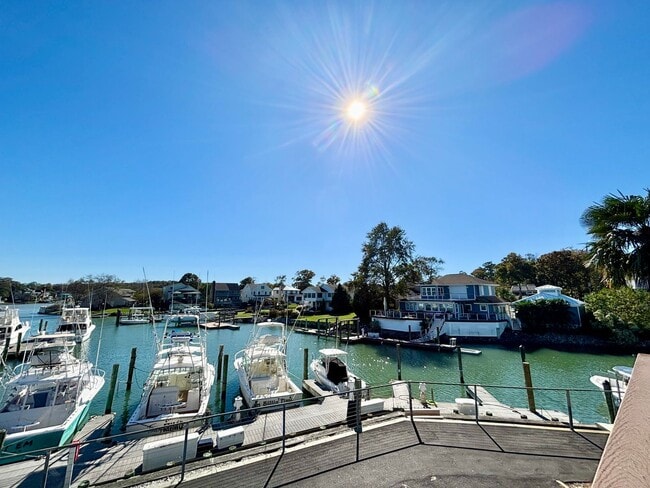 Building Photo - Stunning Virginia Beach Condo with Waterfr...