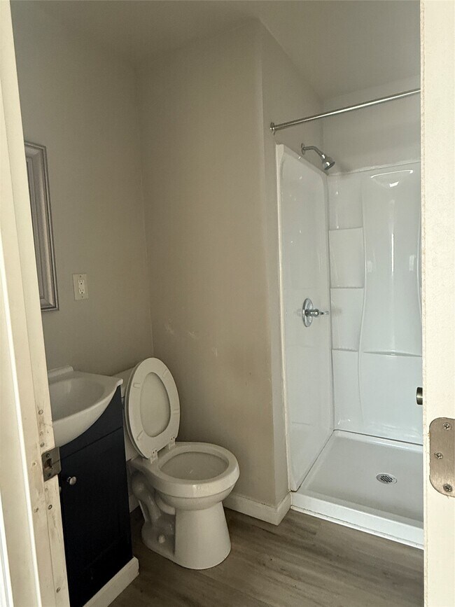 Building Photo - 8510 Safeguard St