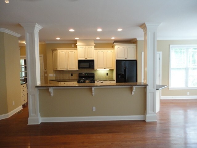 Building Photo - 1417 Flemming House St