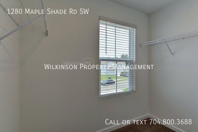 Building Photo - 1280 Maple Shade Rd SW