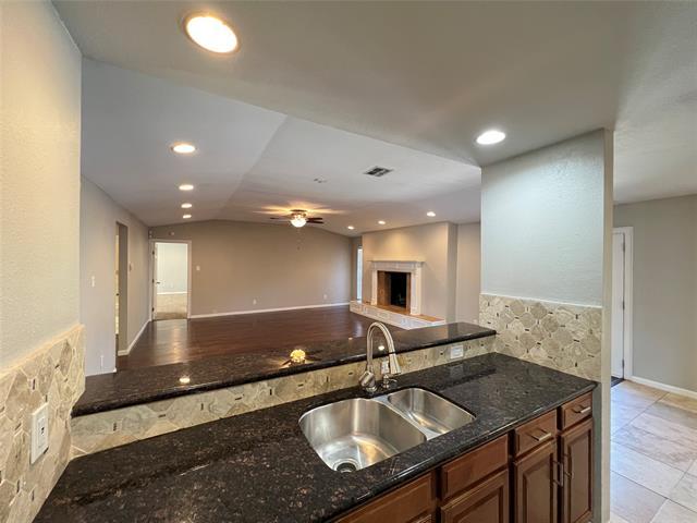 Building Photo - 6151 Alpha Rd