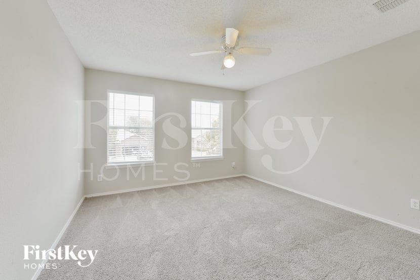 Building Photo - 1325 River Ridge Rd