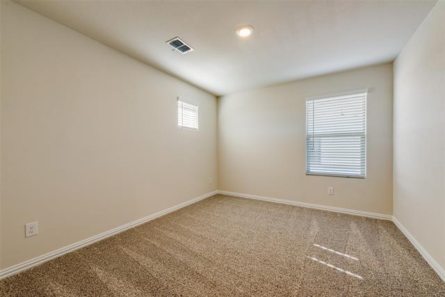 Building Photo - 102 Monarch Wy