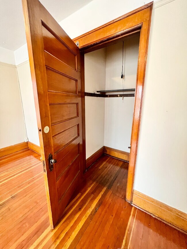 IMG_1097 - Cross Apartments